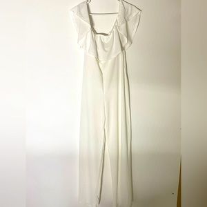 white boohoo jumpsuit